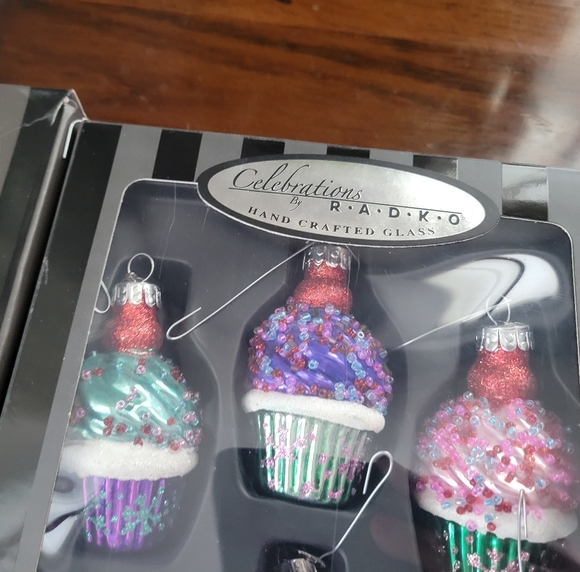 18 Christopher Radko Celebrations Glass Cupcake Christmas...
